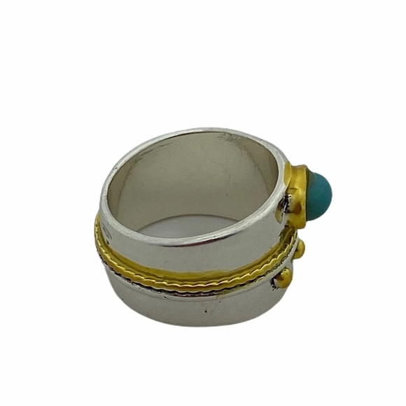 Sliver Natural Gemstone Emerald Ring - Picture 3 of 4